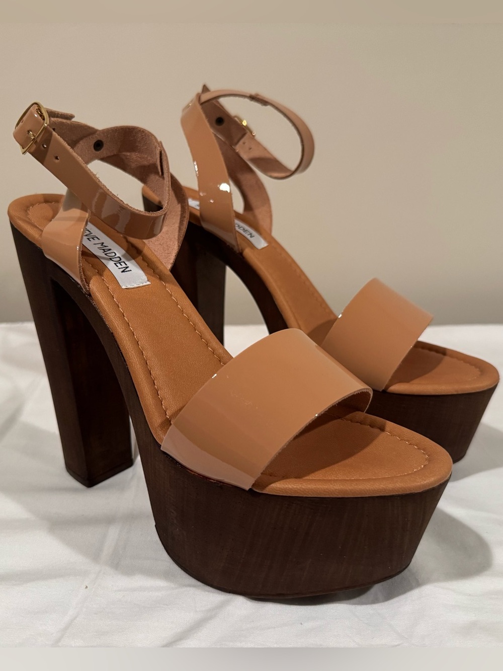 Steve Madden Lucy Tan Patent Wood Platform Heels Size 11 NIB